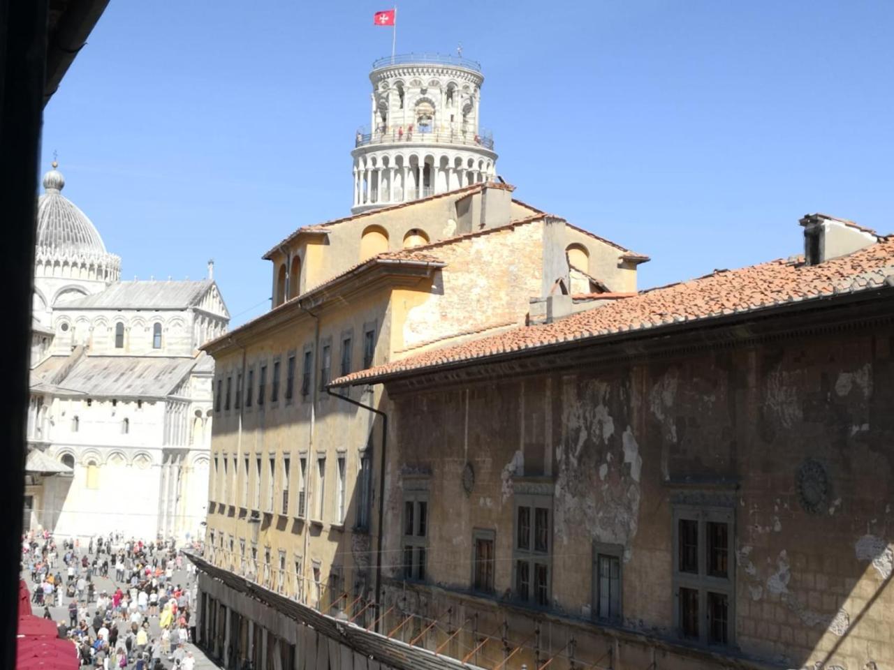 Window To The Tower Panzió Pisa Kültér fotó